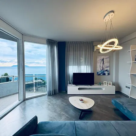 Apartment Blue Infinity *